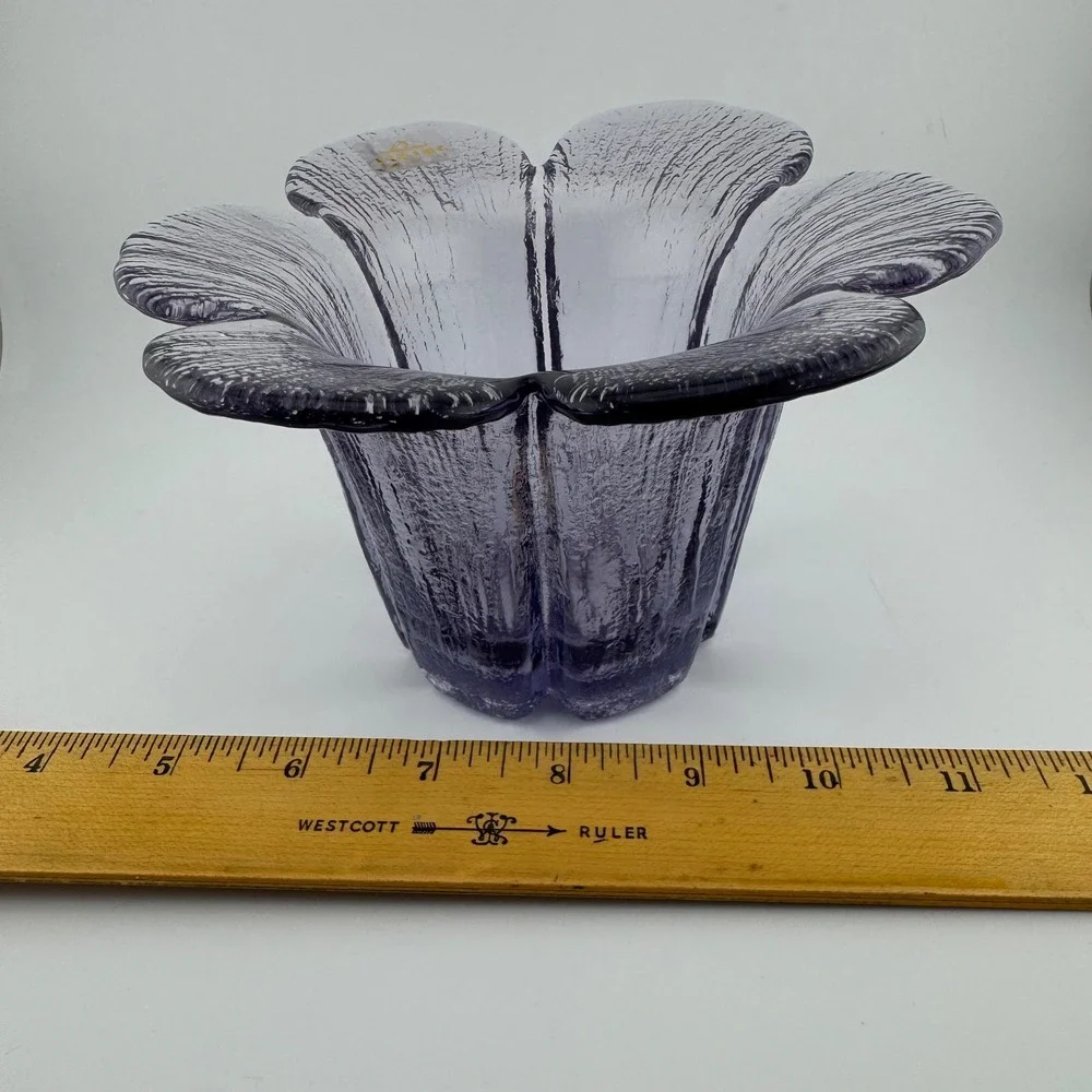 Viking Glass Epic Petal Bowl Amethyst Purple Excellent Mid Century Modern Label